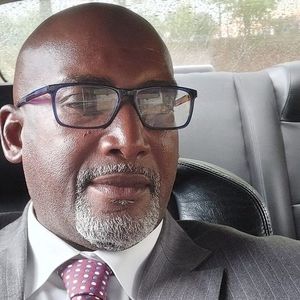 Meet your Posher, Johnnie